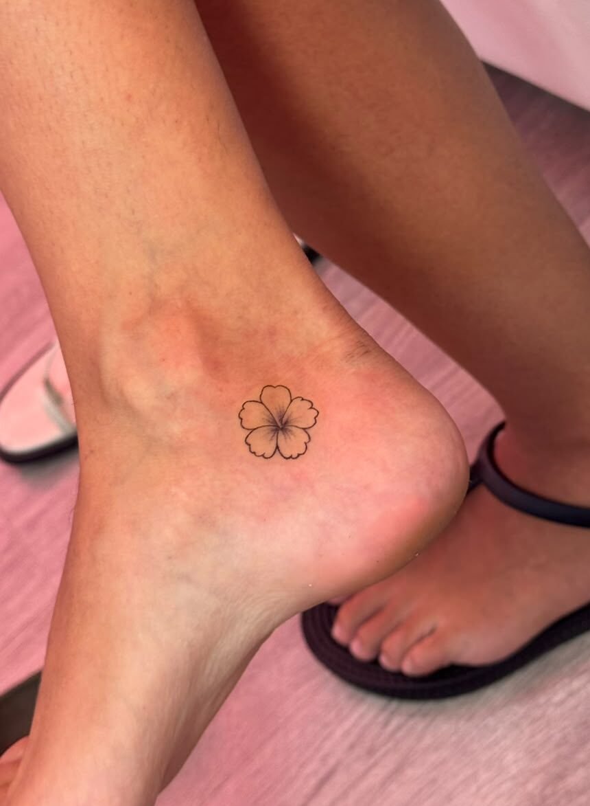 Minimalist fine line tattoo Canggu
